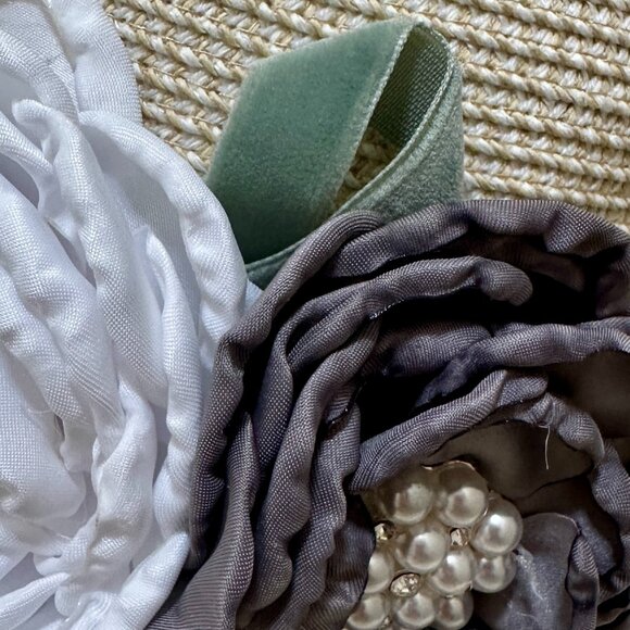 Women's Tweed Sun Hat Embellished With Satin Flowers & Pearls Special Event NEW - Picture 7 of 13